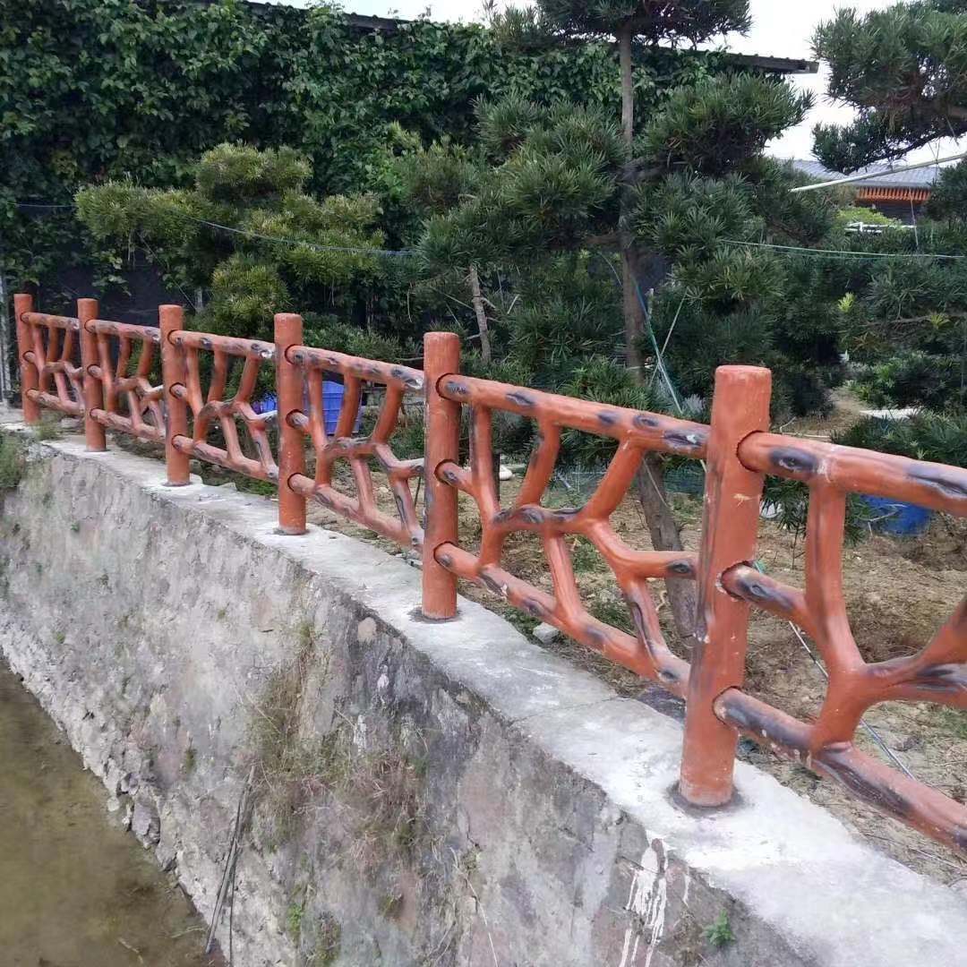 75仿生混凝土栏杆美丽乡村    仿生水泥栏杆水泥仿生护栏厂家