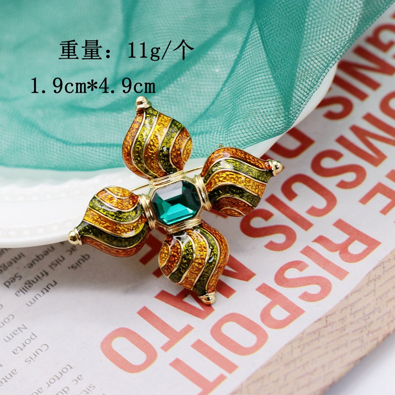 Color Drip Glaze Green Gemstone 925 Silver Pin Earrings Exotic Green Brooch Earrings Wholesale Nihaojewelry display picture 1