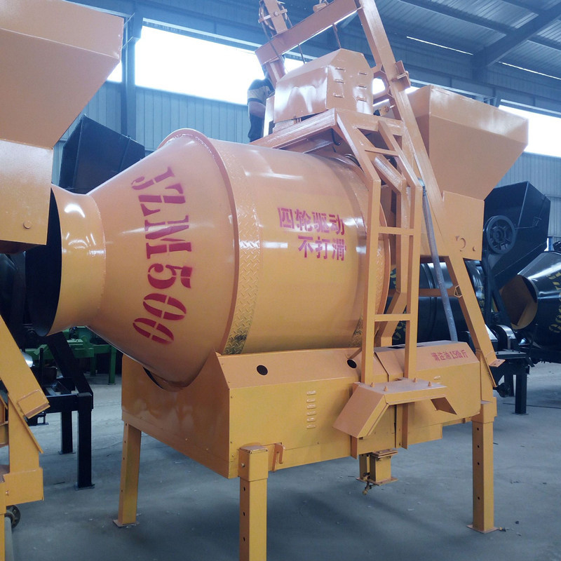 10306850941_551438394