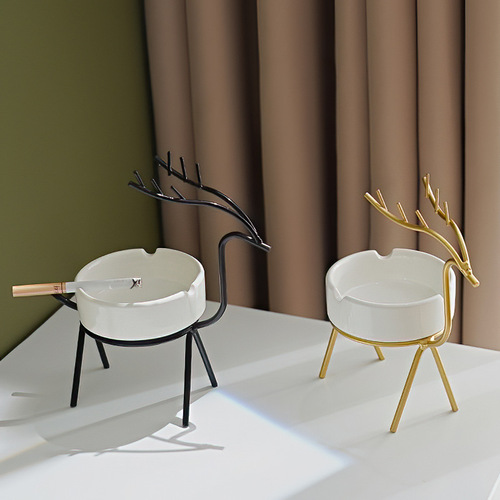 Simple iron art Nordic style deer ceramic ashtray creative home living room decoration ornaments light luxury style decorations