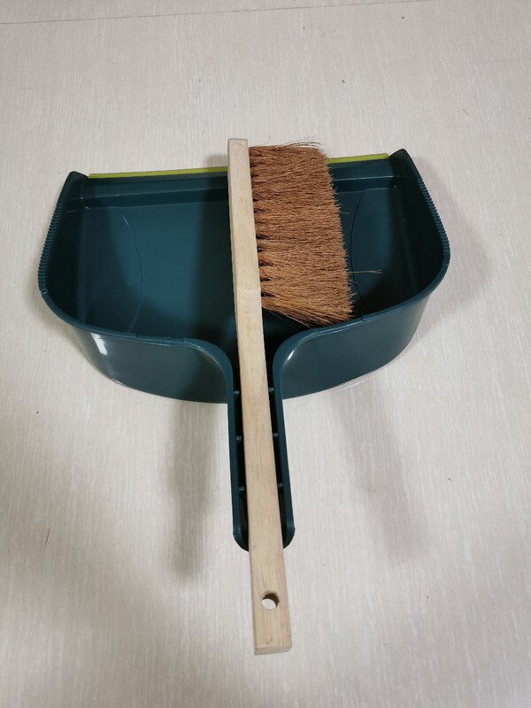 Factory production fsc certification wooden brush iron dustpan dustpan set, BSCI inspection factory, various styles Factory production fsc certification wooden brush iron dustpan dustpan set, BSCI inspection factory, various styles