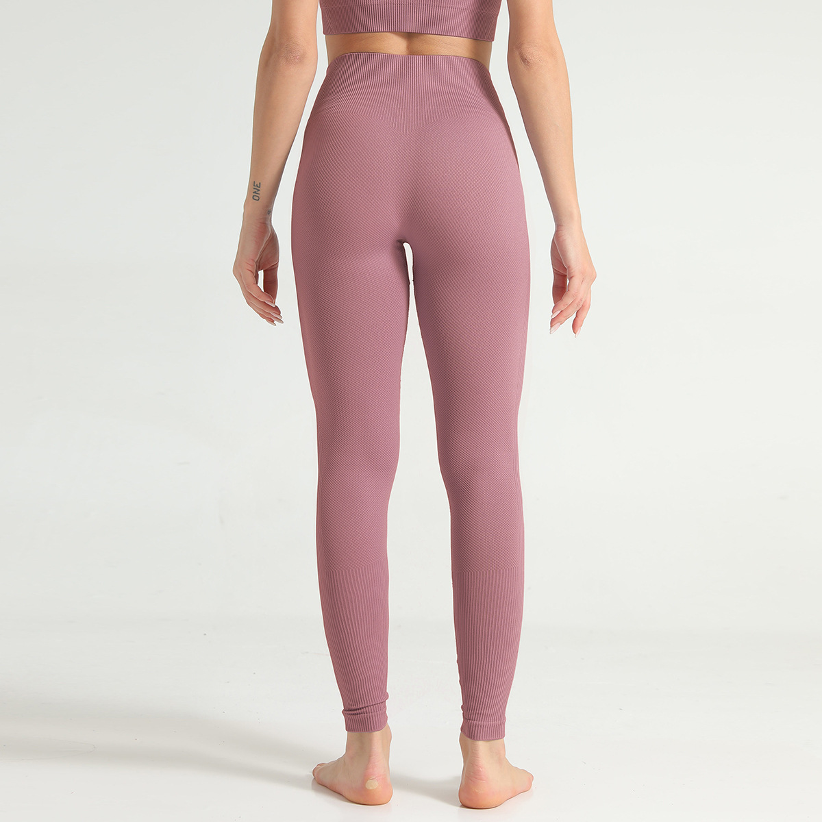 pantalones de yoga que absorben la humedad a rayas de color sólido sin costuras NSNS12222