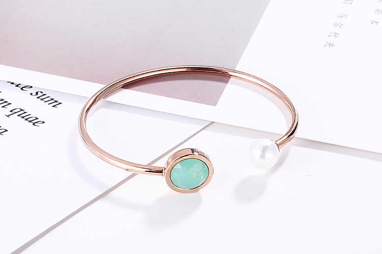 Europäischer Und Amerikanischer Neuer Außenhandel Einfacher Grüner Glas Kristall Offener Perlen Armband Damen Accessoires Großhandel display picture 4