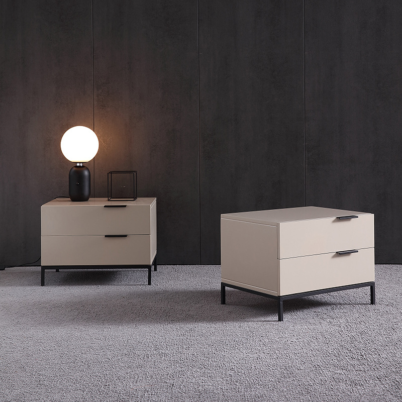 Mueble de almacenamiento minimalista italiano de hierro forjado, organizador de cabecera, mini mueble nórdico creativo, mesita de noche con cerradura y superficie de pizarra
