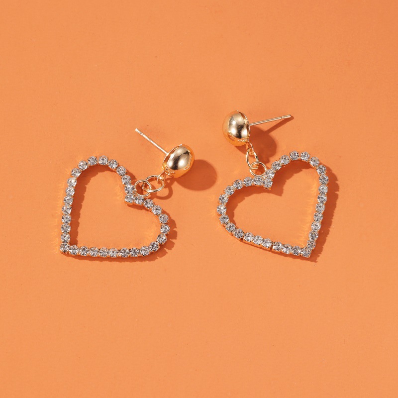 New Style Love Earrings Sweet Heart-shaped Hollow Earrings Girl Heart Diamond Peach Heart Earrings Wholesale Nihaojewelry display picture 4