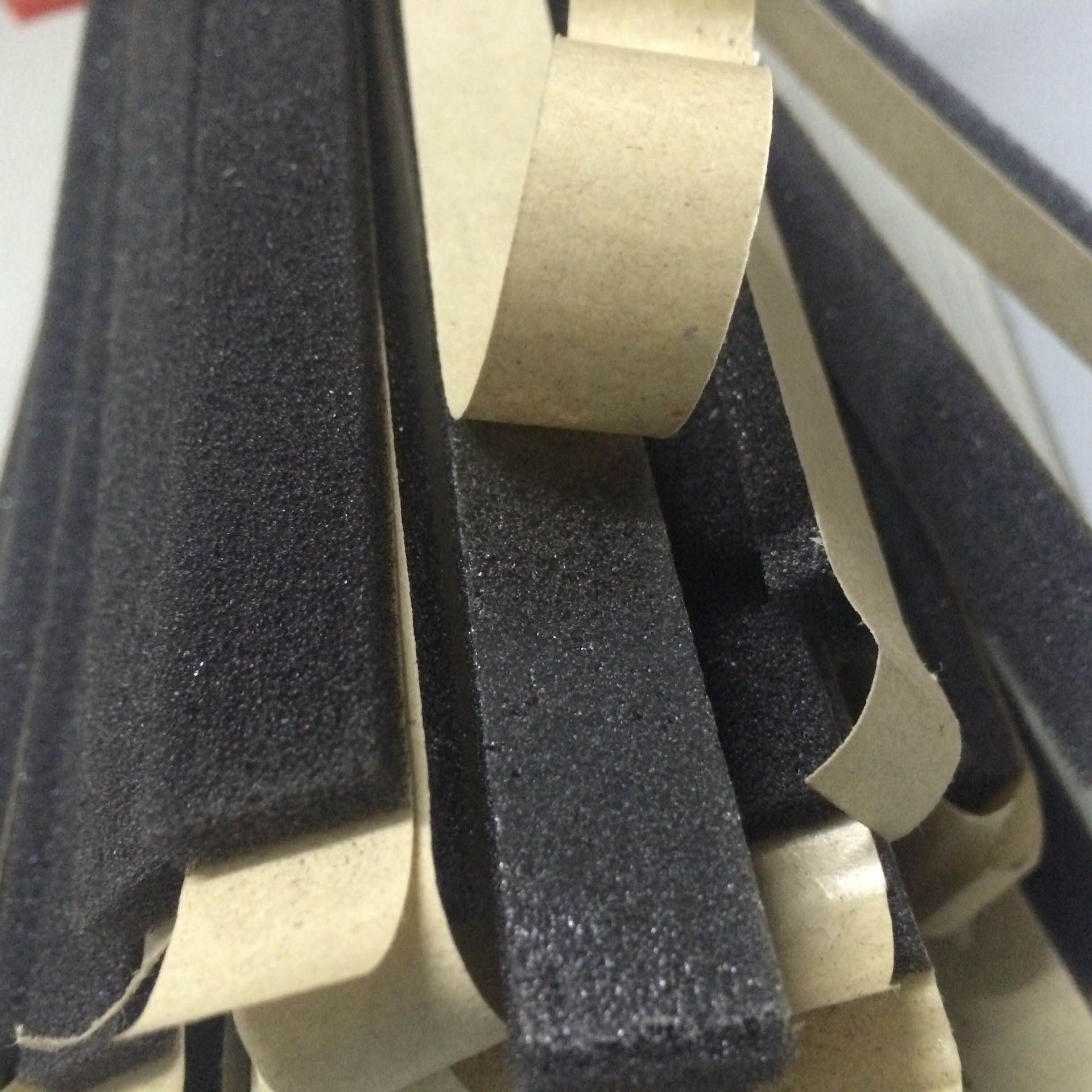 供应单面胶密封海绵条