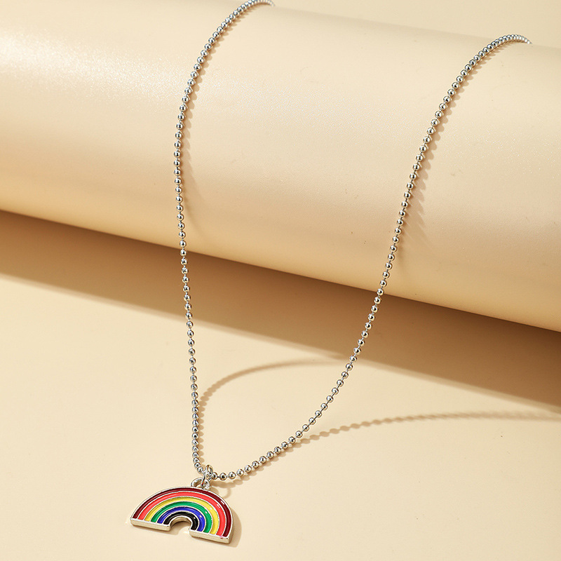 Einfache Regenbogen Anhänger Halskette display picture 4