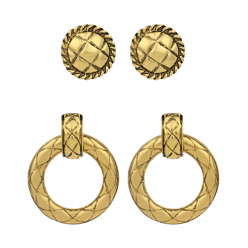 Fashion Geometric Round Niche Retro Earrings For Women Nihaojewelry display picture 5