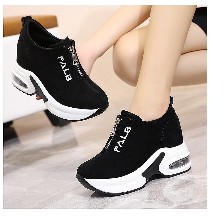 Trendy Footwear