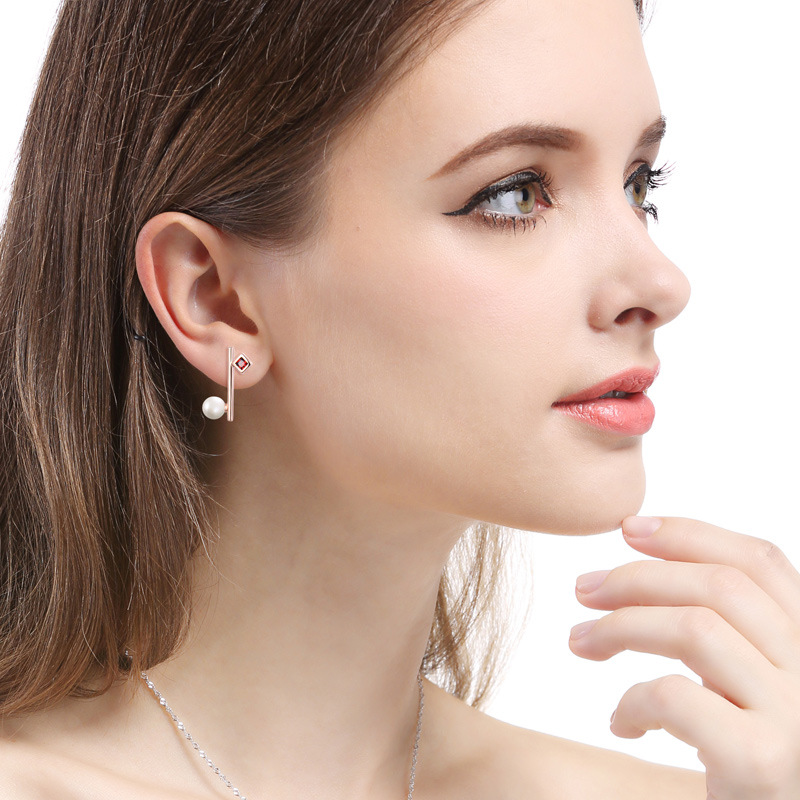 Equilibrado perla s925 plata pendientes elegante temperamento Super hadas elegante moda mujer pendientes fuente fábrica al por mayor