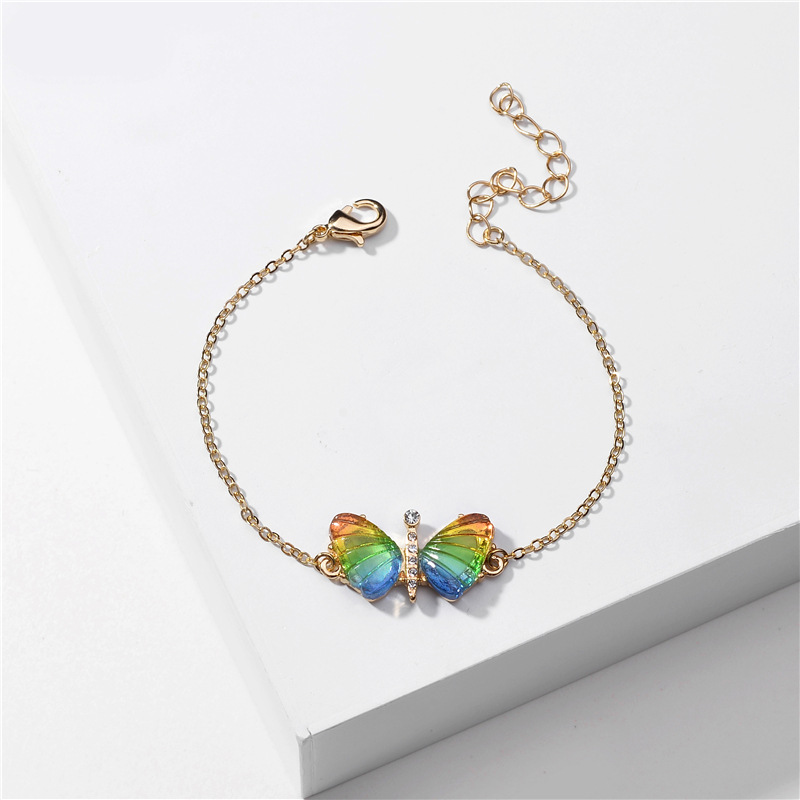 Bijoux D&#39;été Couleur Transparent Multicolore Acrylique Papillon Aile Bracelet Bracelet Dame En Gros Nihaojewelry display picture 4