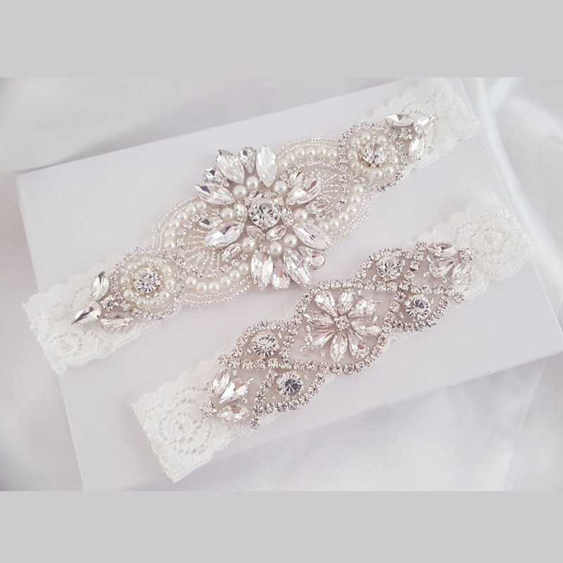 실버 + 화이트 레이스