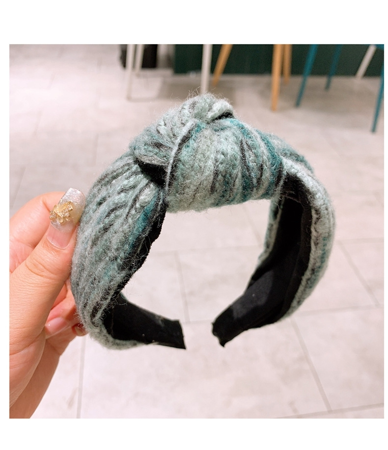 Retro New Cashmere Wool Yarn Small Fragrance  Mixed Color Middle Twisted Headband display picture 10