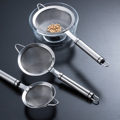 304 Stainless Steel Sieve Strainer, Kitchen Soy Milk Filter, Cooking Oil & Fried Food Strainer, Noodle-Serving Spoon—Household Kitchen Tools Available for Wholesale