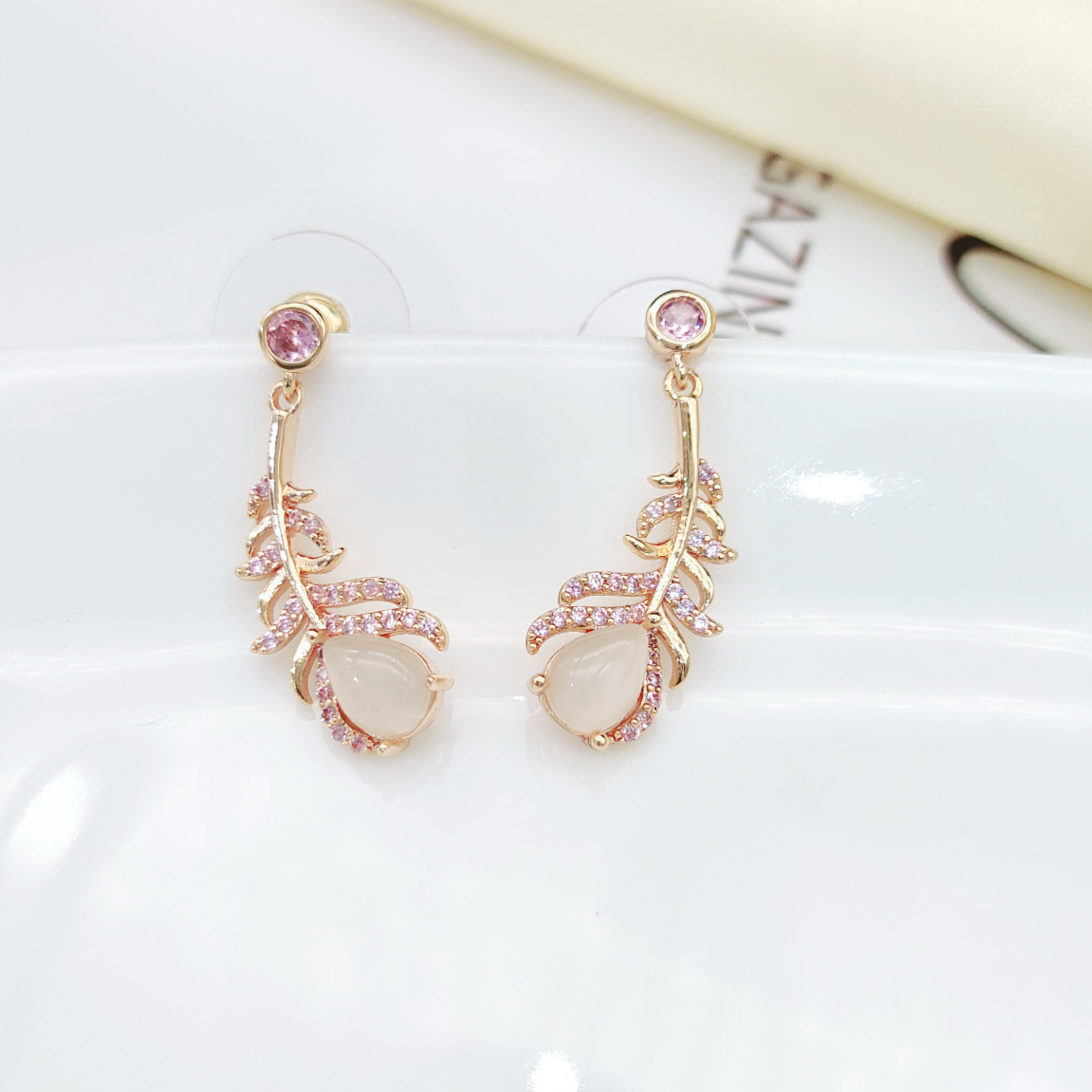 Fashion Opal Leaf Diamond-studded Zircon Earrings display picture 1