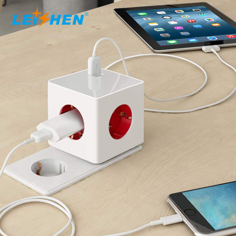 German-style conversion plug European-style one-drag three-band USB adapter 2020 new product