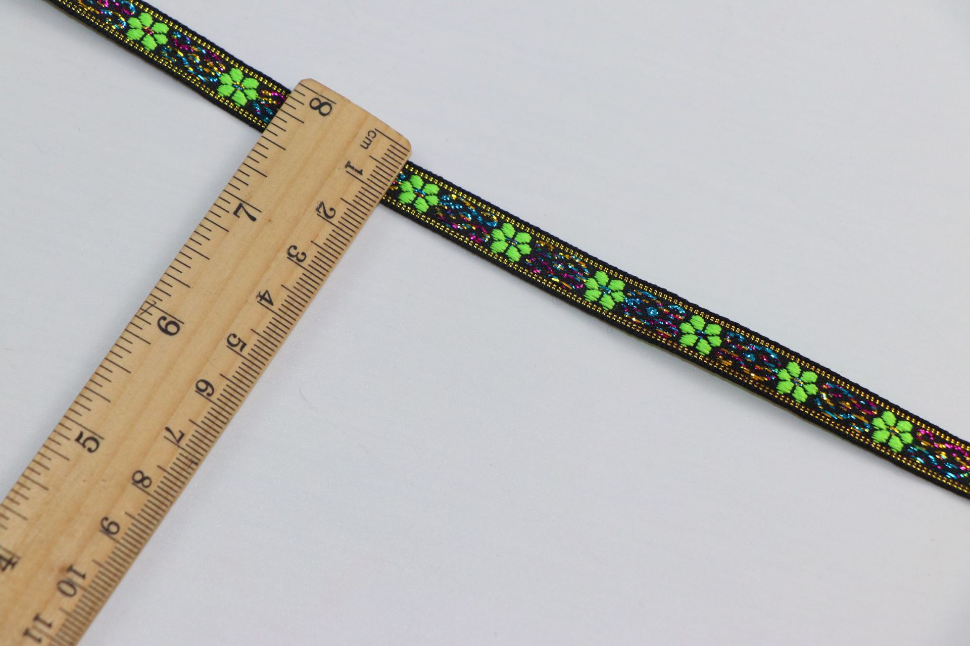 Venta al por mayor accesorios de ropa minoritaria cinta de poliéster estilo pastoral artesanal DIY tela bordado nacional cinta