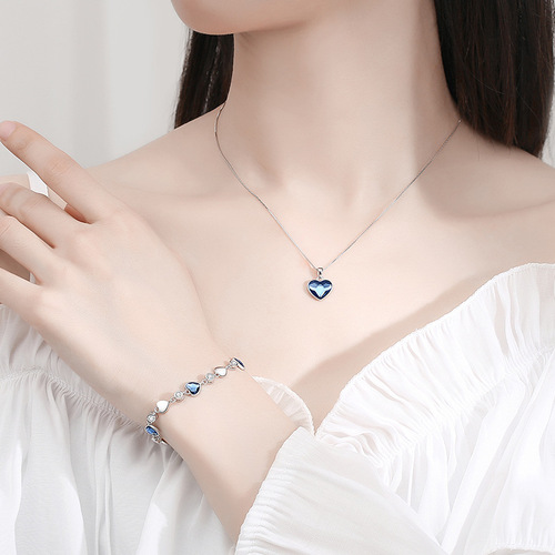 Heart of the Ocean necklace sterling silver Austrian crystal pendant Korean style fashion love clavicle chain heart-shaped commemorative gift