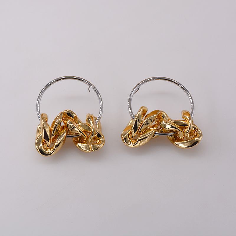 Chaîne Ovale Grand Cercle Boucles D&#39;oreilles Vent Froid Mode Boucles D&#39;oreilles En Gros Nihaojewelry display picture 4