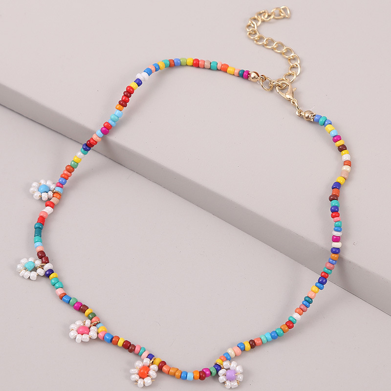 Bohemian Hand-woven Flower Rice Bead Necklace Simple Long Multicolor Beaded Pendant Wholesale display picture 5