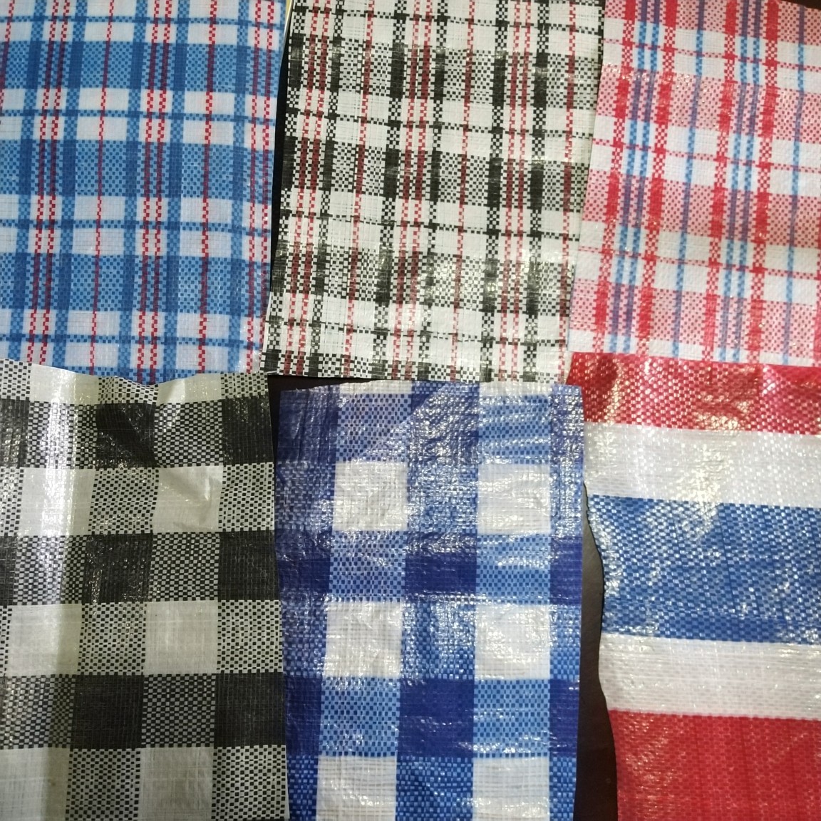 塑料编织布 黑白格编织布 黑绿格子编织 蓝白格编织布 巨鼎牌篷布