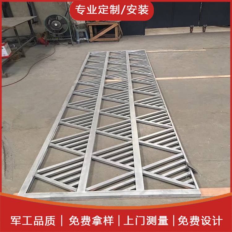 厂家直供 铝门窗配件 铝艺窗花 水金花 焊接铝窗花 防护防盗窗