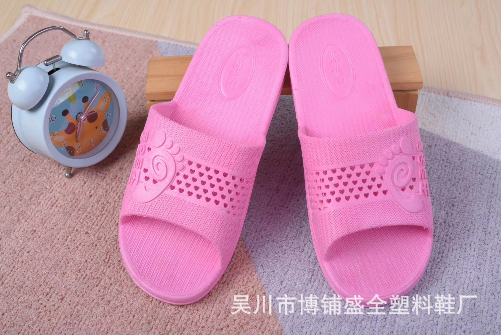 多款PVC新塑料女拖鞋夏季浴室家居室内户外防滑耐磨摆摊女士拖鞋-阿里巴巴