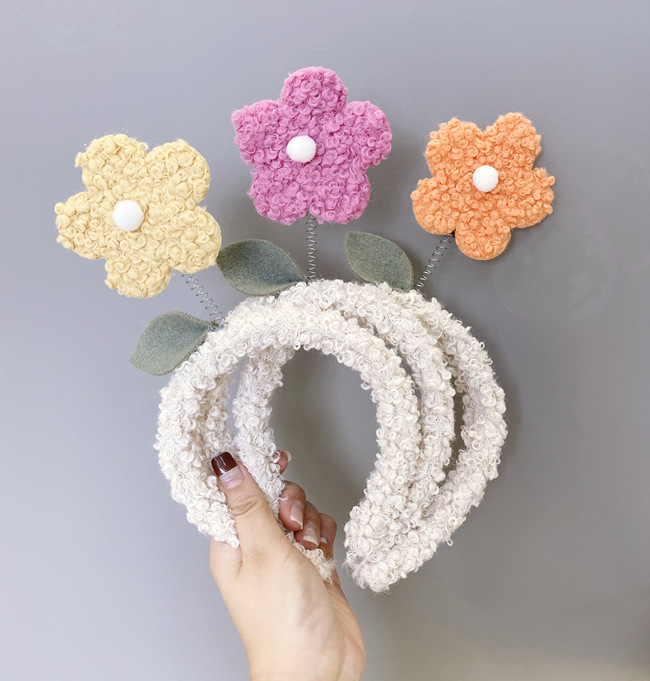 Cartoon Cute Flower Headband Korean Fashion Lamb Plush Wash Cloth Wide-brimmed Headband Hair Bundle Wild Hair Accessories Wholesale Nihaojewelry display picture 12