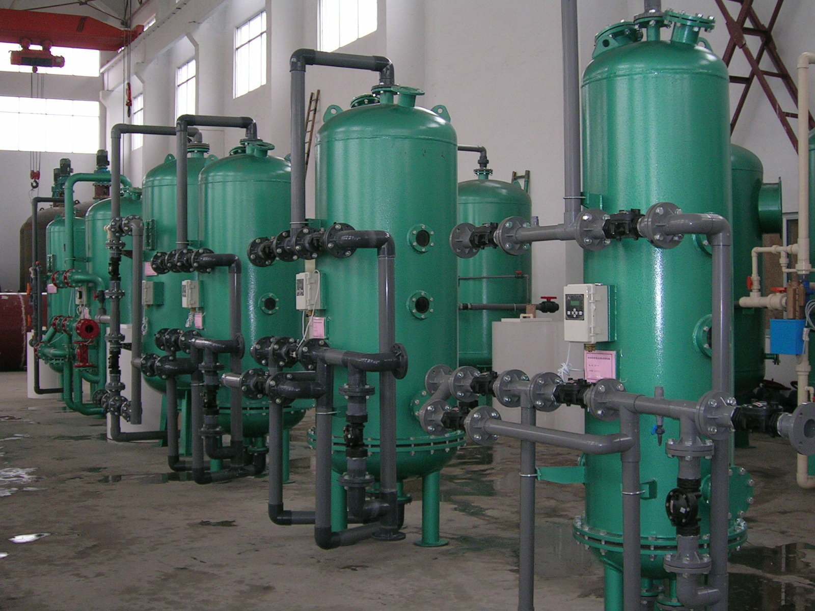 供应常温式过流式海绵铁除氧器 工业过滤自动除氧器 热力除氧器