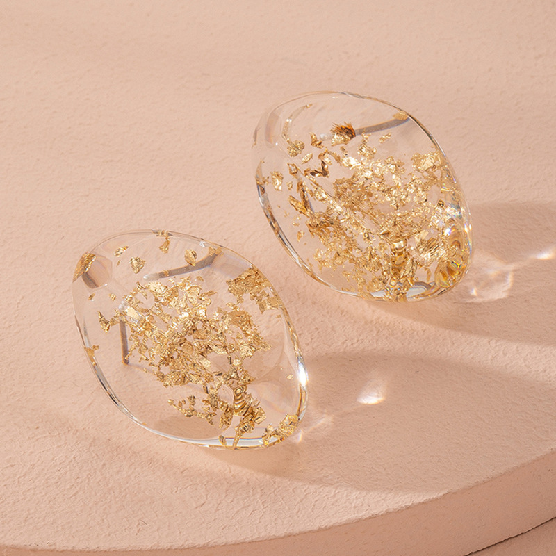 New Creative Resin Gold Leaf Earrings Ladies Korean Earrings Wholesale Nihaojewelry display picture 3
