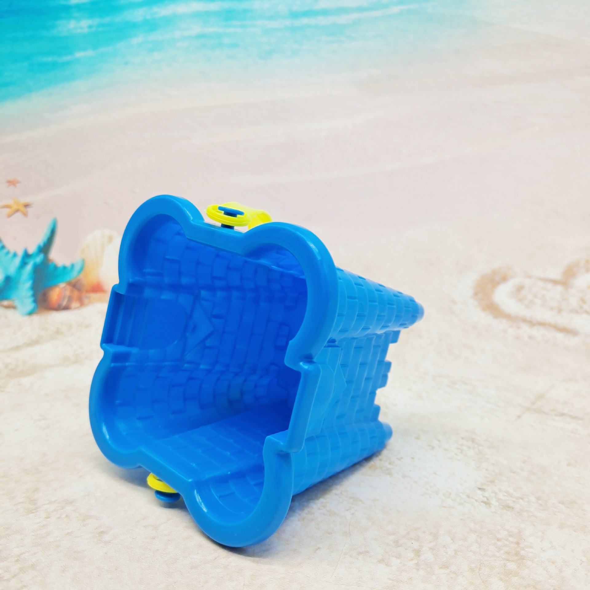 0D7D525FE3CB9065608106F949A174