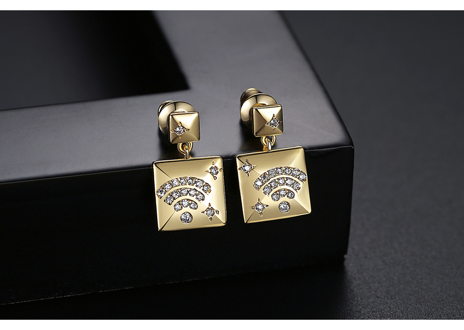 Fashion Gold Copper Inlaid Zircon Earrings display picture 4