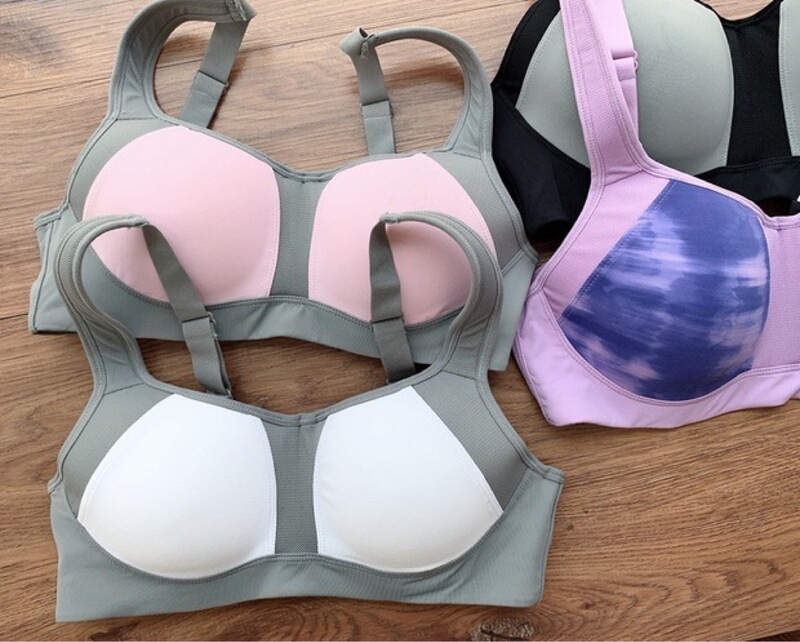 Foreign trade single sports underwear upper support shockproof breathable glossy bra female yoga aerobics