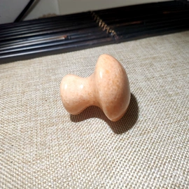 宝石工艺品;玉器工艺品;经络保健器材