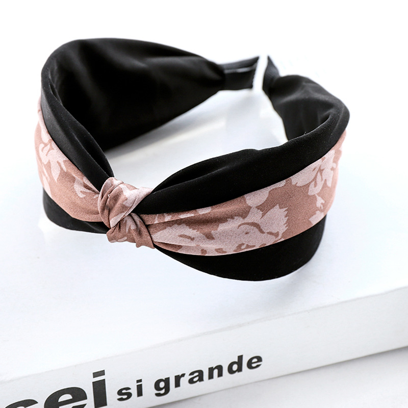 High-end Letter Printed Fabric Headband Wholesale display picture 4