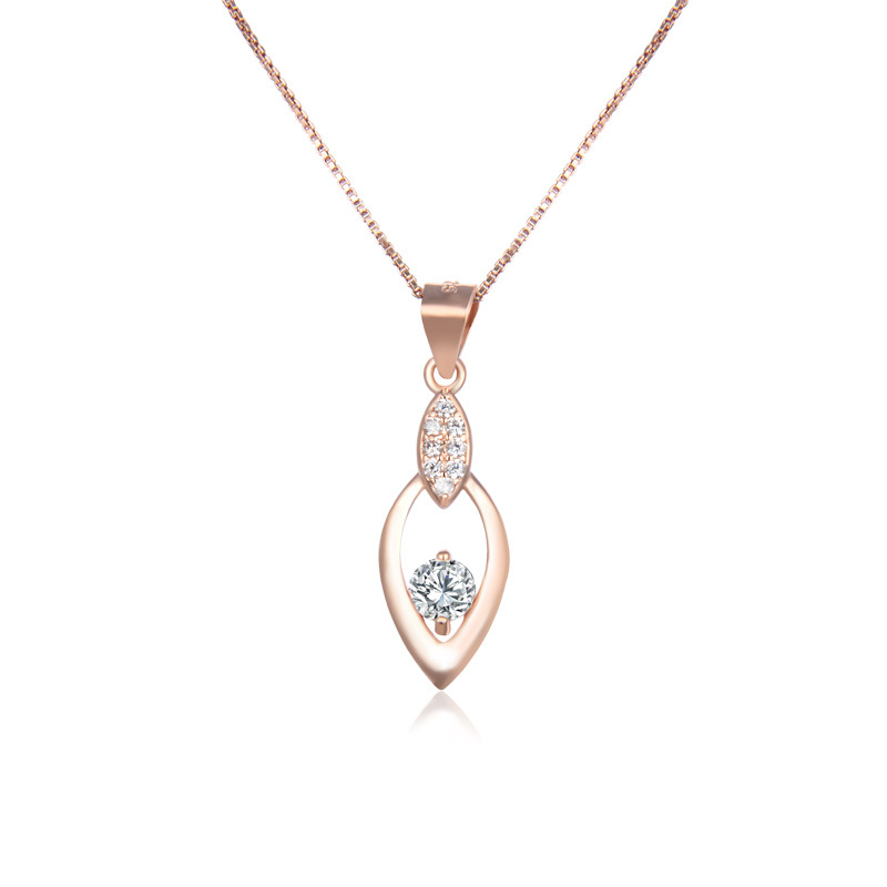 Japonés y coreano s925 Collar de plata mujeres lujo luz diamante gota agua colgante moda simple hoja joyería fuente fábrica