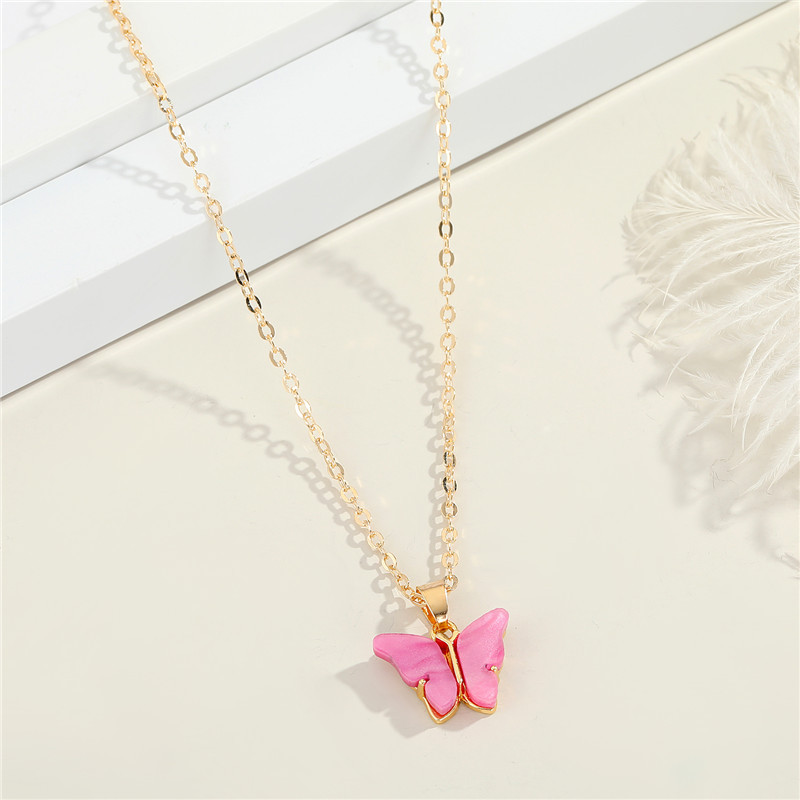 fashion butterfly resin necklace