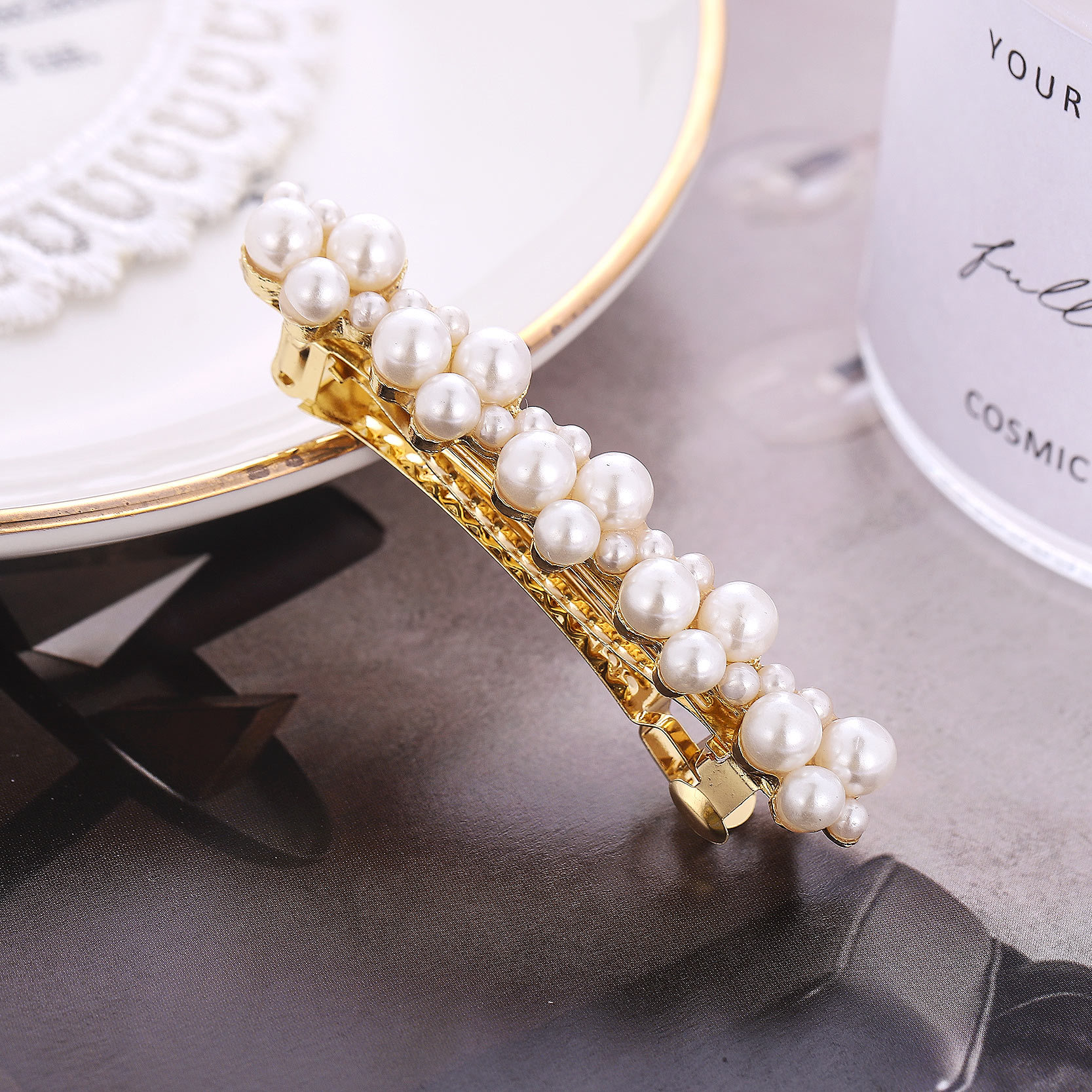 Women's Sweet Solid Color Metal Plating Inlay Artificial Pearls Rhinestones Hair Clip display picture 2