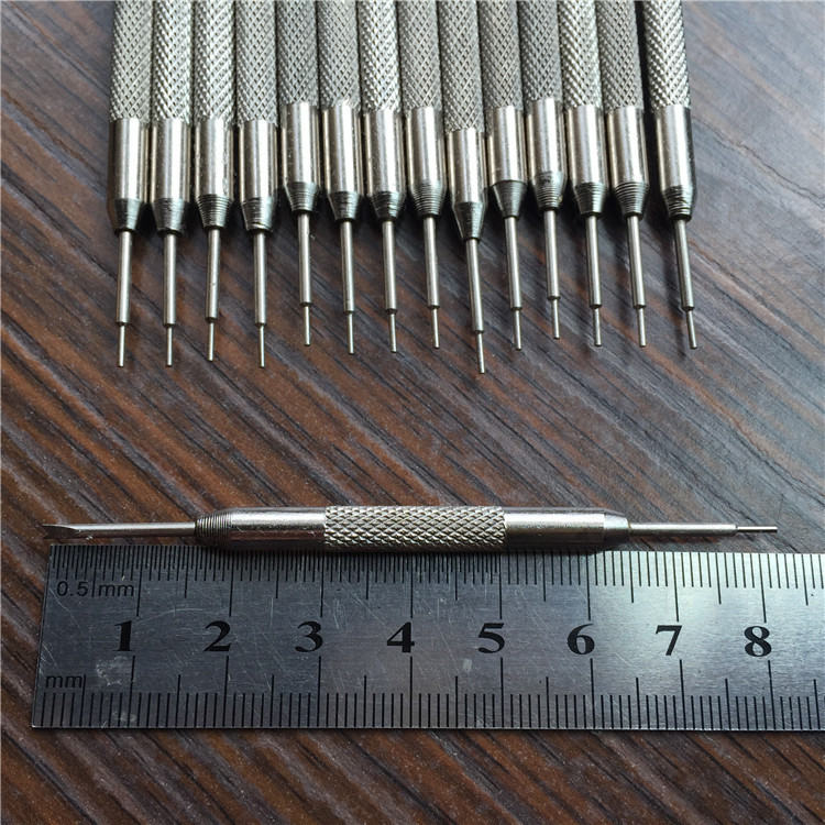 3714045922_1795582525