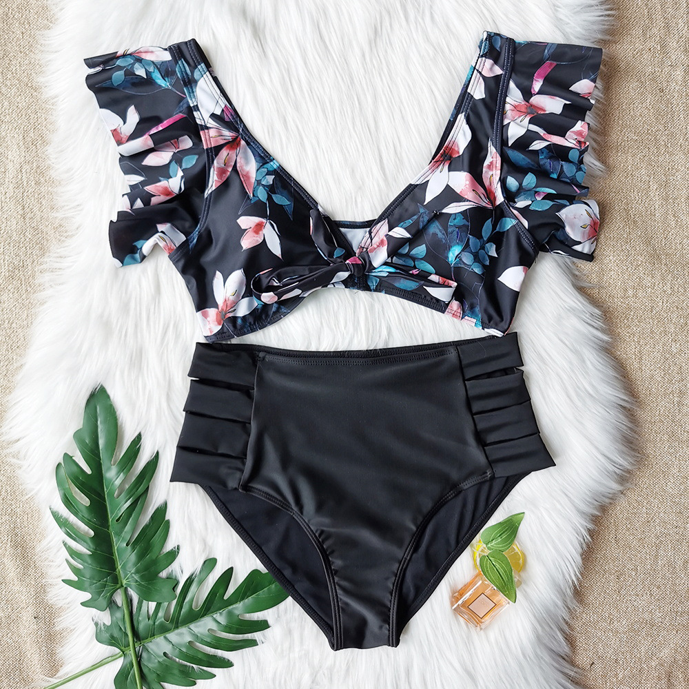Beach Occasion Ditsy Floral Pattern Women's Ditsy Floral 2 Piece Set Bikinis
