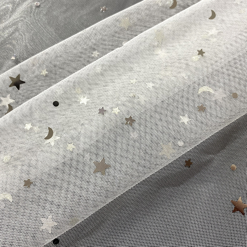 Fabricantes de seda con luz cifrada hilo de malla estrella hilo suave piel ropa infantil tela de vestido