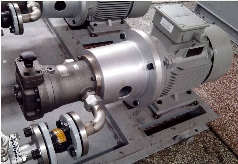 油泵电机组35V38配30KW-4