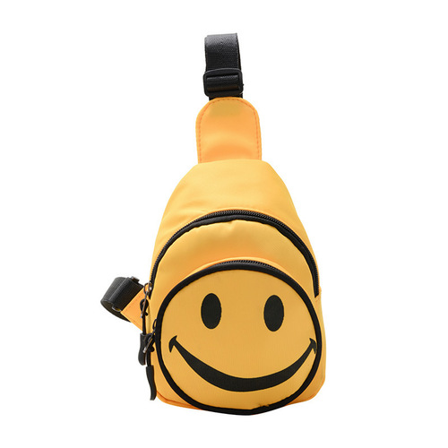 韩版儿童包2020新款男女童胸包可爱笑脸潮流小挎包休闲零钱小包包