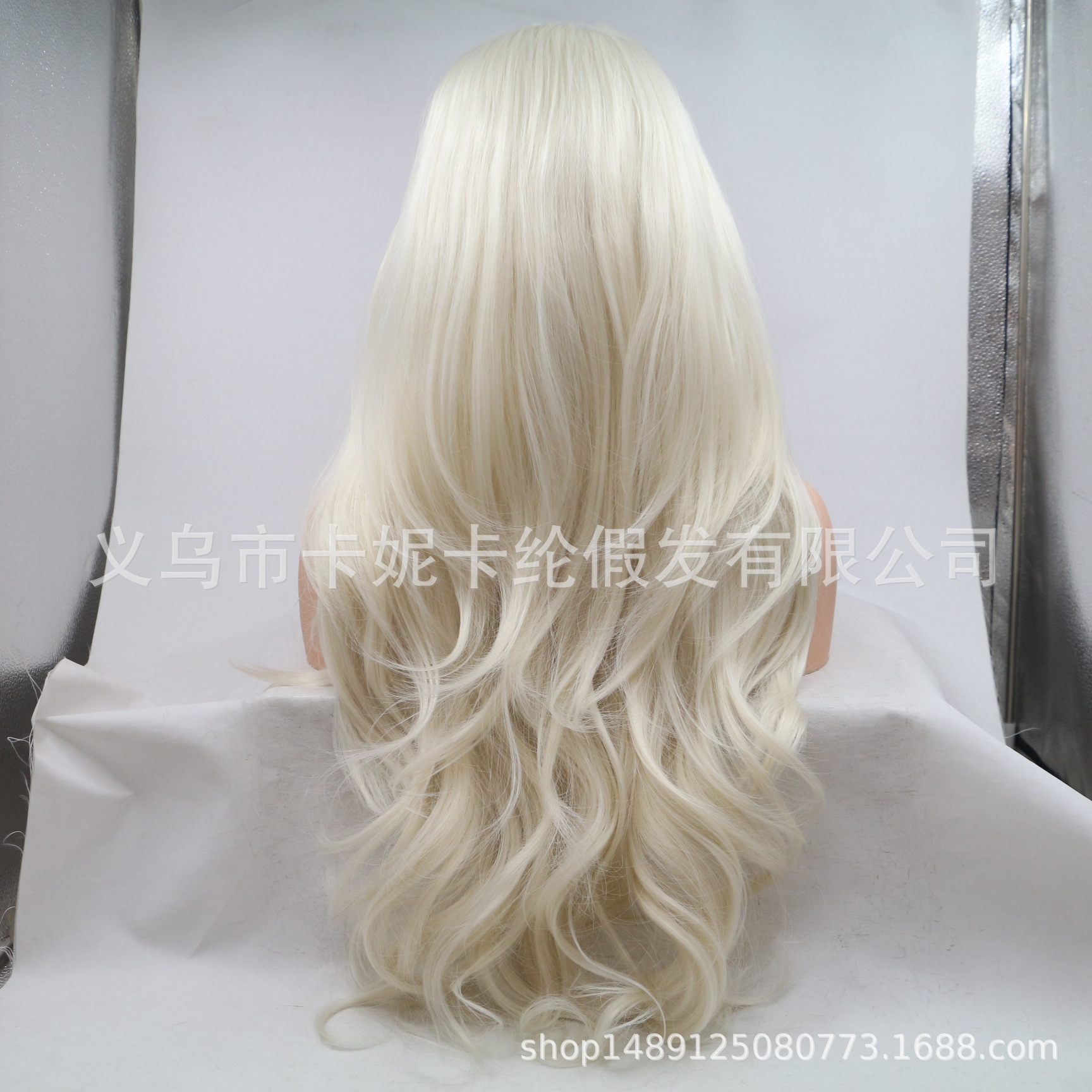 Peluca de fibra química de pelo largo y rizado de moda europea y americana, tocado de mujer, funda de pelo de encaje al por mayor