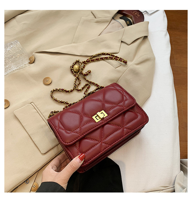 New Trendy  Underarm Bag Wild  Chain Messenger Bag display picture 4