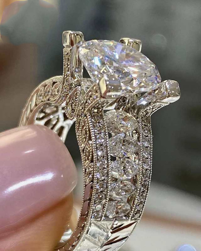 Sanjie European and American fashion women's engagement proposal flash diamond ring cross-border new hot sale zircon ring manufacturer