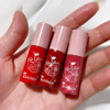 Colorless transparent glossy shiny lip gloss, plump lips effect