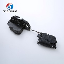 Door Lock Actuator51217185689中控侧门锁左前车门执行器F02