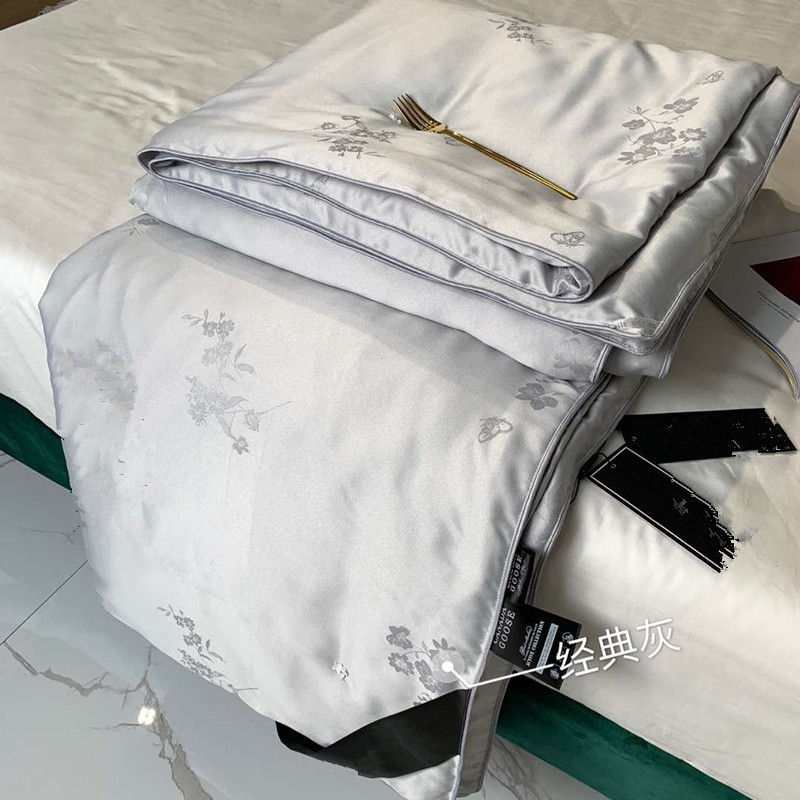wechat Business Explosive money Large manual Silk quilt Satin Jacquard weave Cool in summer summer quilt Gift wrap Group purchase On behalf of