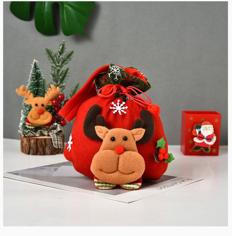 Christmas Three-dimensional Doll Candy Brushed Fabric Bag Decorations Wholesale Nihaojewelry display picture 7
